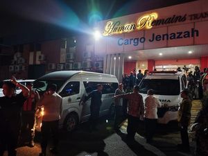 Disambut Keluarga dan Menlu, Jenazah Zetro Korban Penembakan di Peru Tiba di RI Disambut Keluarga dan Menlu, Jenazah Zetro Korban Penembakan di Peru Tiba di RI