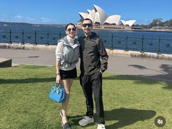 Most Pop: Penampilan Angel Karamoy & Gusti Ega Saat Liburan di Australia
