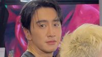7 Potret Lee Kwang Soo Tampil Manglingi, Makin Ganteng, Imej Lawak Hilang