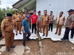 Menteri Abdul Muti Siapkan Rp 6 M Relokasi SD Terdampak Tanah Gerak Cilacap Menteri Abdul Muti Siapkan Rp 6 M Relokasi SD Terdampak Tanah Gerak Cilacap
