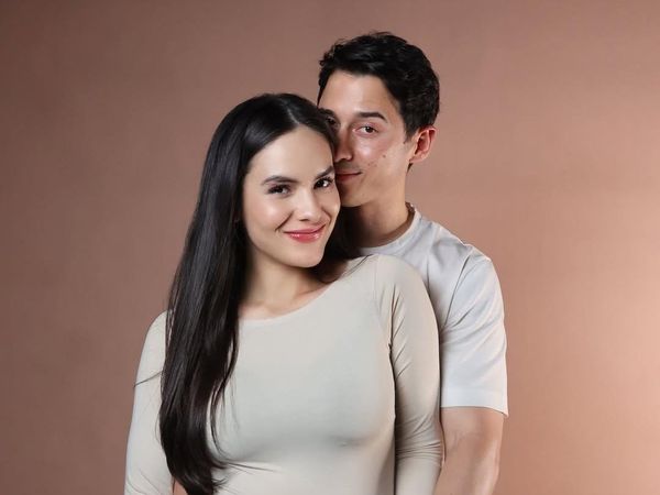 9 Pasangan Artis Ini Umumkan Hamil Anak Pertama Tahun Ini