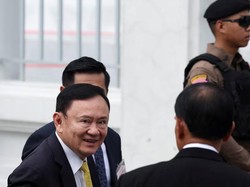 MA Thailand Perintahkan Eks PM Thaksin Masuk Bui!
