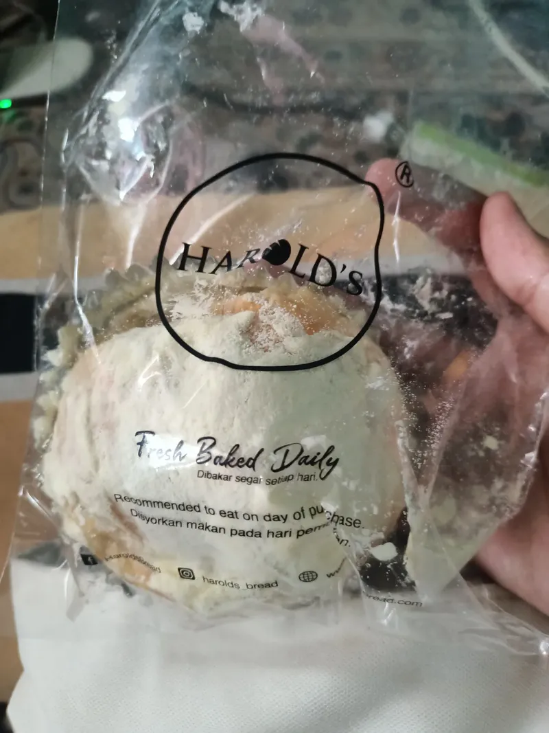 Zonk! Beli Thai Milk Bun Ternyata Tak Ada Isian Krimnya