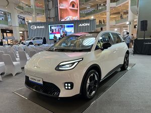 Harga AION UT Mulai Rp 325 Juta, Dapat Jaminan Apa Saja?