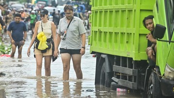 Rossby Ekuatorial Mengamuk: Bali Diterjang Banjir, Waspada!