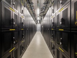 Kebutuhan AI Bikin Data Center Makin Penting untuk Indonesia