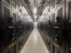Siapa Sangka, Ada Data Center untuk AI di Jantung Jakarta Siapa Sangka, Ada Data Center untuk AI di Jantung Jakarta