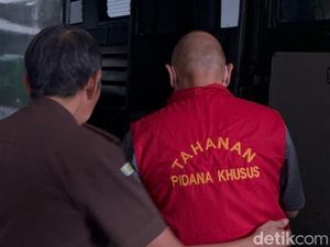 Kejari Bandung Eksekusi Bos Properti Pengemplang Pajak yang Kabur 3 Tahun Kejari Bandung Eksekusi Bos Properti Pengemplang Pajak yang Kabur 3 Tahun
