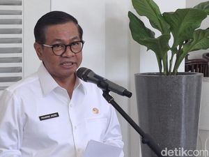 Pramono: Belum Ada Rencana Kenaikan Tarif Parkir Jakarta Pramono: Belum Ada Rencana Kenaikan Tarif Parkir Jakarta
