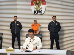 Ketua Kadin Kaltim Ditahan KPK Susul Rudy Ong Ketua Kadin Kaltim Ditahan KPK Susul Rudy Ong