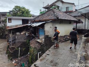 BNPB Kucurkan Rp 5 Miliar untuk Penanganan Banjir Bali BNPB Kucurkan Rp 5 Miliar untuk Penanganan Banjir Bali