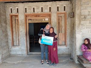 Dibantu Sahabat Baik, Mbah Landep Bisa Renovasi Rumah hingga Punya TV