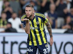 Skriniar Tak Tutup Potensi Balik ke Liga Italia