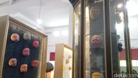 Melihat Penghuni Baru Museum Topeng Cirebon