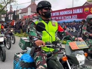 Ratusan Personel TNI/Polri Bagikan 28 Ton Beras Pakai Motor Hingga ke Langkat Ratusan Personel TNI/Polri Bagikan 28 Ton Beras Pakai Motor Hingga ke Langkat