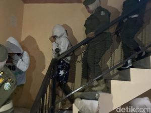 Satpol PP Amankan 17 Pelaku Prostitusi di Parepare, Ada Pasangan Gay Satpol PP Amankan 17 Pelaku Prostitusi di Parepare, Ada Pasangan Gay