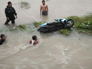 Terseret Banjir, Wanita Hamil 2 Bulan Ditemukan Tewas di Jembrana Terseret Banjir, Wanita Hamil 2 Bulan Ditemukan Tewas di Jembrana