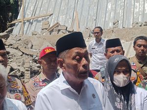Wamensos Minta Pemkab Bogor Bantu-Perhatikan Korban Gedung Majelis Ambruk