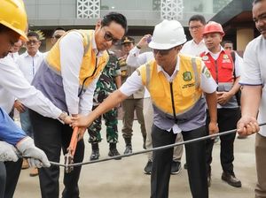 Walkot Rico Targetkan Ubah Kabel Udara ke Tanam di 12 Jalan di Medan Tahun Ini Walkot Rico Targetkan Ubah Kabel Udara ke Tanam di 12 Jalan di Medan Tahun Ini