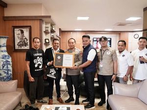 Pecinta Hewan Beri Penghargaan Kapolda Riau Usai Bongkar Penjagalan Anjing