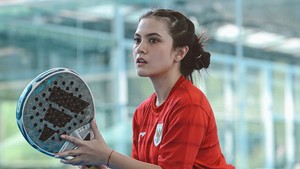 Marsha Aruan Gak Kapok Main Padel Usai Mata Kegebok Bola