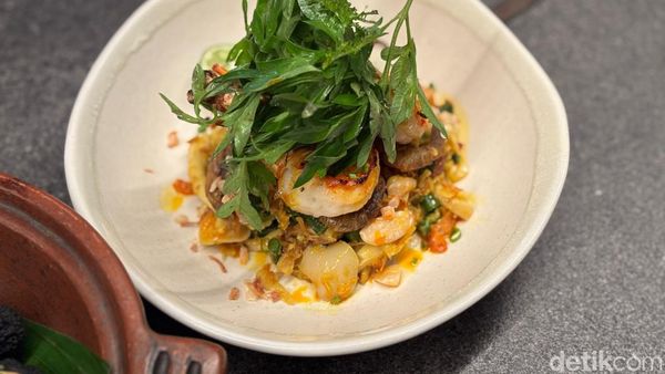 Unik! Resto Baru di Jaksel Ini Punya Menu Lawar Udang dan Ayam Guling