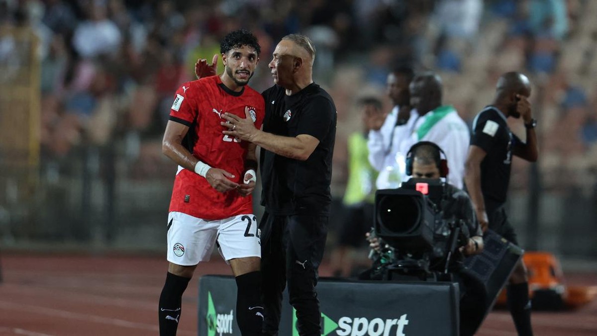 Omar Marmoush cedera lutut, absen di Derby Manchester akhir pekan ini )REUTERS/Amr Abdallah Dalsh)