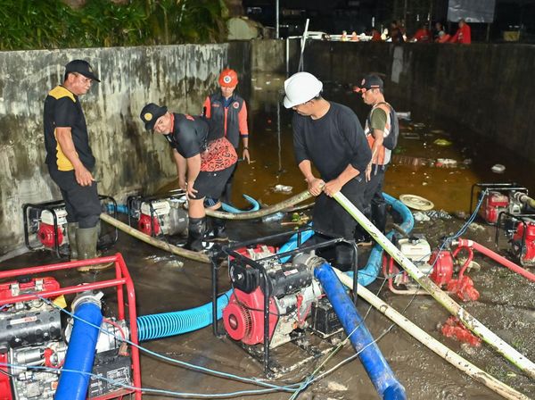 Petugas Kerahkan Pompa, Penanganan Banjir di Bali Terus Dilakukan