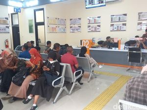 Honorer Ramai-ramai Urus SKCK, Antrean Membeludak di Sejumlah Daerah