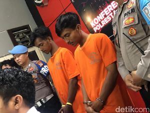 Pelempar Molotov Pos Polisi Jogja-Sleman Diancam 12 Tahun Bui Pelempar Molotov Pos Polisi Jogja-Sleman Diancam 12 Tahun Bui
