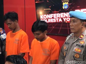 Sempat Kabur, Pelempar Molotov Pos Polisi Jogja Nyerah Usai Dibujuk Pacar Sempat Kabur, Pelempar Molotov Pos Polisi Jogja Nyerah Usai Dibujuk Pacar