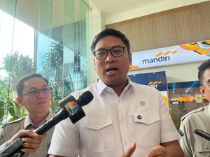 Zulhas-Wamentan Rapat Bahas Kebocoran Gula Rafinasi ke Pasar Tradisional