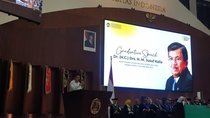 Pesan Menohok JK untuk Para Lulusan, Sudah Siapkah Kalian Berkontribusi?