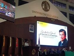 JK: Wisudawan UI Jangan Jadi Beban Masyarakat
