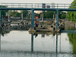 Kalimas Surabaya Bakal Jadi Wisata Kebugaran, Pemkot Mulai Trial Jetski