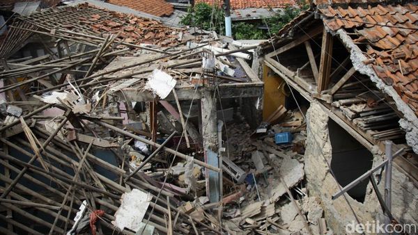Kondisi Terkini Rumah Hancur Akibat Ledakan di Pondok Cabe, Tangsel