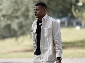 Mbappe: Bayar Utangmu, PSG! Mbappe: Bayar Utangmu, PSG!