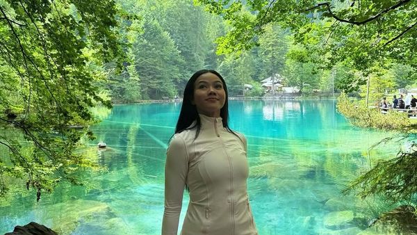 Liburan Romantis ala Yura Yunita di Negeri Dongeng Swiss