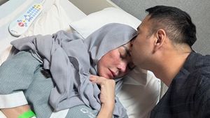 Keluarga Raffi Ahmad Kumpul di Singapura demi Mama Amy