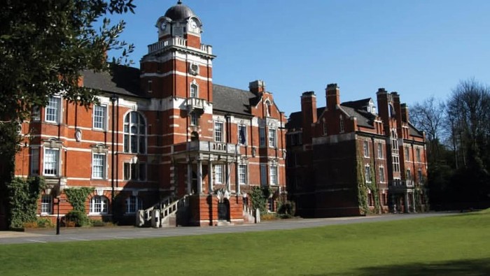 Inggris Akan Punya Universitas Baru Hasil Gabungan Kent dan Greenwich?
