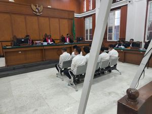 Eks Kadinsos Makassar Mukhtar Dituntut 5 Tahun Penjara di Kasus Korupsi COVID Eks Kadinsos Makassar Mukhtar Dituntut 5 Tahun Penjara di Kasus Korupsi COVID