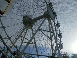 Pengalaman Naik Bianglala Raksasa di Bali