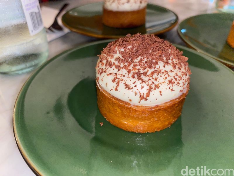 Disparekraf DKI menyelenggarakan FAM Trip keliling Jakarta dan kafe dessert dalam rangka Jakarta Dessert Week 2025