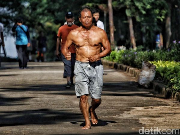 KBT Duren Sawit Jadi Ruang Publik Favorit Warga Berolahraga