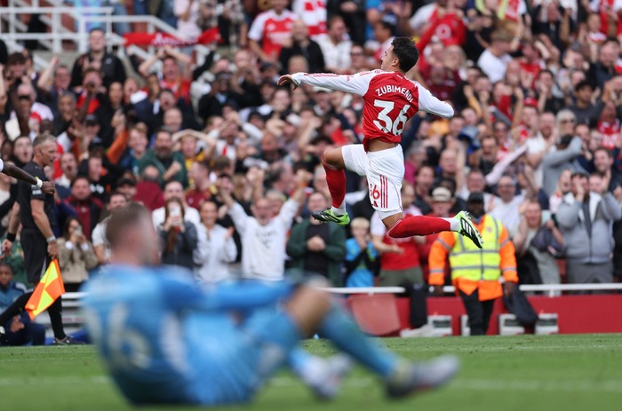 Soccer Football - Premier League - Arsenal v Nottingham Forest - Emirates Stadium, London, Britain - September 13, 2025 Arsenals Martin Zubimendi celebrates scoring their first goal Action Images via Reuters/John Sibley EDITORIAL USE ONLY. NO USE WITH UNAUTHORIZED AUDIO, VIDEO, DATA, FIXTURE LISTS, CLUB/LEAGUE LOGOS OR LIVE SERVICES. ONLINE IN-MATCH USE LIMITED TO 120 IMAGES, NO VIDEO EMULATION. NO USE IN BETTING, GAMES OR SINGLE CLUB/LEAGUE/PLAYER PUBLICATIONS. PLEASE CONTACT YOUR ACCOUNT REPRESENTATIVE FOR FURTHER DETAILS..