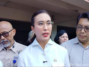 Video Menpar Pastikan Wisatawan Masih Berdatangan ke Bali Meski Banjir Video Menpar Pastikan Wisatawan Masih Berdatangan ke Bali Meski Banjir