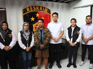 Ayah Juna Penyiksa Bocah di Jaksel Ternyata Pasangan Sejenis Ibu Korban Ayah Juna Penyiksa Bocah di Jaksel Ternyata Pasangan Sejenis Ibu Korban