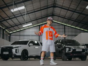 Rapper Sundanis Angkat Budaya Lokal di EGP Rapper Sundanis Angkat Budaya Lokal di EGP