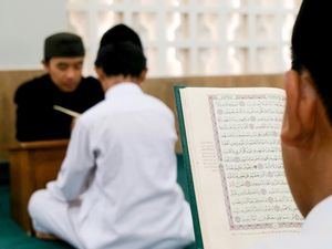 Beasiswa Zakat Jaga Asa Penuntut Ilmu dari Desa Menuju Madinah Beasiswa Zakat Jaga Asa Penuntut Ilmu dari Desa Menuju Madinah
