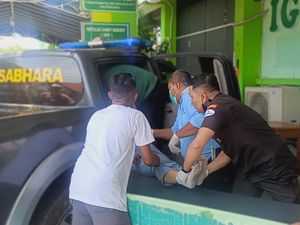 Warga Sebut Bus Wisata Tabrak Rumah di Probolinggo Melaju Tak Beraturan Warga Sebut Bus Wisata Tabrak Rumah di Probolinggo Melaju Tak Beraturan